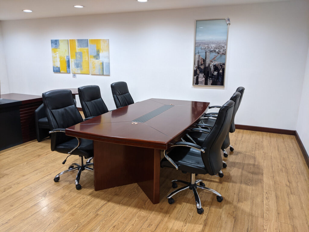 10 - 8 Seater Boardroom Table