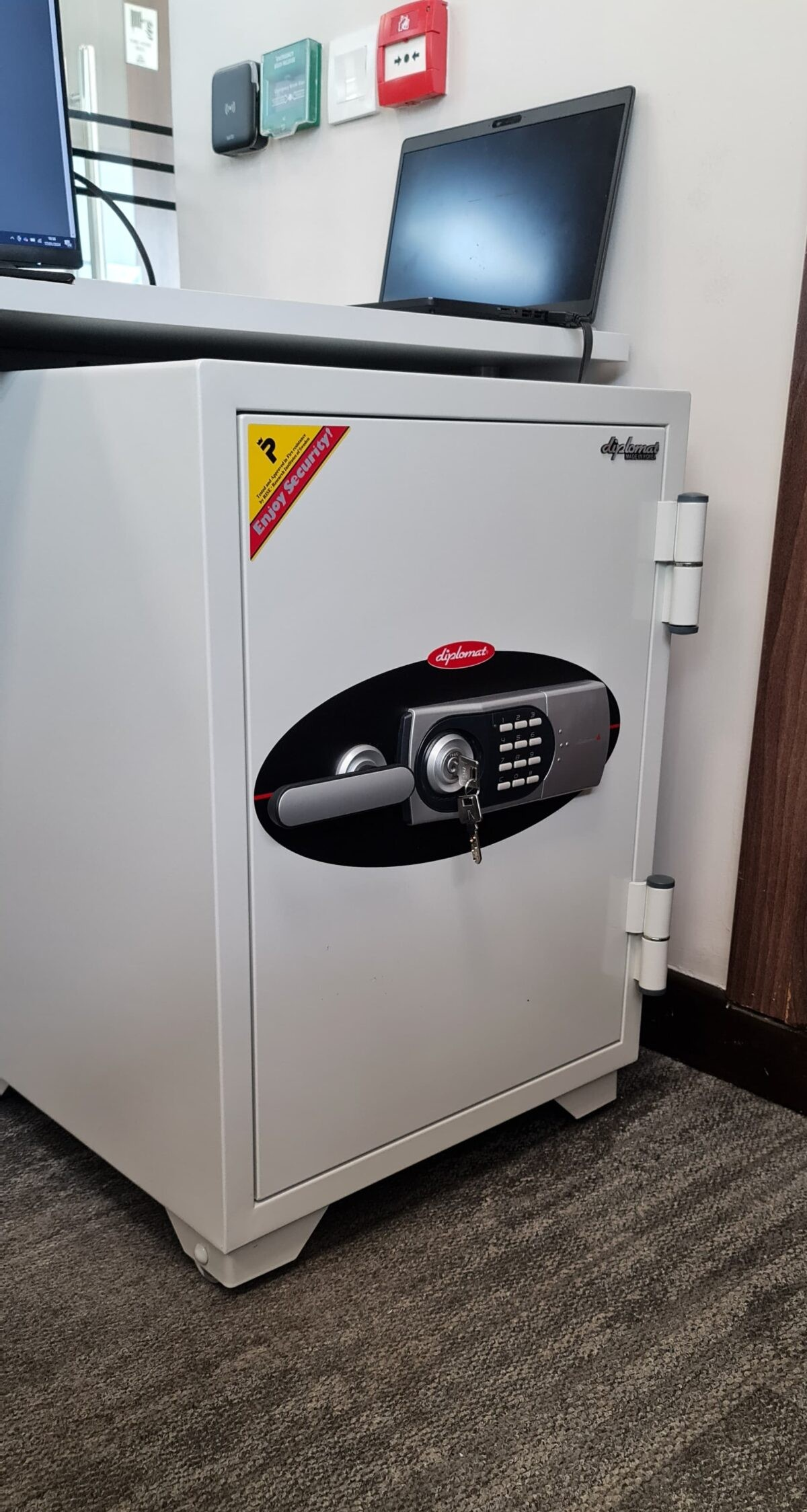 fireproof safe, fire resistant safe, waterproof fire safe, home fire safe, office fire safe, security safe, digital safe, electronic safe, key lock safe, combination lock safe, biometric safe, fingerprint safe, steel safe, heavy duty safe, high security safe, portable fire safe, small fire safe, large fire safe, compact fire safe, wall safe, floor safe, cabinet safe, document safe, gun safe, jewelry safe, cash safe, valuables safe, confidential safe, private safe, personal safe, household safe, commercial safe, business safe, fireproof document safe, fireproof cash safe, fireproof jewelry safe, fireproof gun safe, waterproof and fireproof safe, dual protection safe, high capacity fire safe, low capacity fire safe, digital lock fire safe, electronic keypad safe, smart safe, WiFi enabled safe, app controlled safe, quick access safe, secure storage safe, tamper proof safe, anti theft safe, anti burglary safe, heavy security safe, reinforced safe, safe with fire rating, 30 minute fire safe, 1 hour fire safe, 2 hour fire safe, fire resistant box, document protection safe, valuables protection safe, secure storage box, portable security safe, safe with handle, safe with wheels, floor mountable safe, wall mountable safe, hidden safe, concealment safe, office security safe, home security safe, luxury safe, premium fire safe, budget fire safe, affordable safe, high quality fire safe, best fire safe, top rated fire safe, trending fire safe, popular fire safe, customer favorite fire safe, must have fire safe, essential fire safe, professional safe, executive safe, corporate safe, desktop safe, cabinet safe, storage safe, multi purpose safe, heavy duty fire safe, compact home safe, small office safe, large office safe, high capacity safe, ultra secure safe, biometric fingerprint safe, digital keypad safe, combination dial safe, secure key lock safe, waterproof fireproof safe, anti fire safe, anti water safe, emergency safe, safe for documents, safe for valuables, safe for cash, safe for jewelry, safe for guns, safe for electronics, safe for passports, safe for certificates, safe for legal documents, safe for business papers, safe for family documents, safe for wedding rings, safe for heirlooms, safe for collectibles, safe for bonds, safe for money, safe for important files, safe for credit cards, safe for passports and IDs, fireproof storage box, portable security box, emergency cash safe, fireproof file cabinet, fireproof box for home, office safe storage, anti fire box, waterproof and fireproof box, secure home safe, secure office safe, anti theft home safe, tamper proof home safe, safe with reinforced steel, safe with strong lock, safe with advanced security, high strength safe, fireproof and waterproof safe, safe with key backup, safe with dual lock, safe with master key, hidden wall safe, hidden floor safe, safe for hotel rooms, safe for apartments, safe for villas, safe for offices, safe for commercial spaces, safe for banks, safe for retail, safe for schools, safe for hospitals, safe for clinics, safe for institutions, safe for libraries, fireproof gun storage, gun cabinet fireproof, safe for firearms, firearm security safe, heavy duty gun safe, compact gun safe, biometric gun safe, electronic gun safe, digital gun safe, fire resistant gun safe, water resistant gun safe, safe for cash storage, secure cash box, business cash safe, small cash safe, large cash safe, safe for jewelry storage, jewelry box safe, secure jewelry cabinet, high security jewelry safe, compact jewelry safe, personal jewelry safe, safe for watches, rings, necklaces, bracelets, precious metals safe, gold safe, silver safe, collectible coins safe, antique coins safe, luxury fireproof safe, premium home safe, professional office safe, executive document safe, fireproof document box, safe for papers, safe for contracts, safe for insurance documents, safe for deeds, safe for property papers, safe for stock certificates, safe for legal contracts, safe for confidential records, safe for sensitive files, safe for digital media, safe for USB drives, safe for external hard drives, fireproof media safe, waterproof media safe, digital storage safe, office organization safe, workplace security safe, cabinet style safe, floor standing safe, under desk safe, wall mounted safe, hidden storage safe, furniture safe, anti burglary safe, safe with alarm, safe with alert system, smart security safe, app monitored safe, remote access safe, keyless entry safe, combination safe, multi lock safe, dual security safe, tamper resistant safe, theft proof safe, reinforced steel safe, anti drill safe, anti pry safe, fireproof locker, waterproof locker safe, home security box, office storage safe, compact storage safe, emergency preparedness safe, disaster safe, safety box, secure storage solution, emergency document safe, portable fire safe, lightweight safe, heavy duty fire box, compact firebox, large firebox safe, small file safe, medium fire safe, high capacity document safe, top security safe, advanced locking safe, electronic locking safe, biometric fingerprint lock safe, combination dial locking safe, key access safe, safe for valuables, safe for electronics, laptop safe, tablet safe, hard drive safe, memory safe, safe with interior shelves, safe with interior compartments, safe with removable shelves, safe with adjustable compartments, safe with fireproof lining, safe with insulated walls, heat resistant safe, safe for sensitive items, safe with reinforced door, safe with secure hinges, safe with reinforced corners, cabinet style fire safe, modern fire safe, minimalist fire safe, contemporary fire safe, sleek fire safe, stylish safe, designer fire safe, luxury home safe, premium office safe, elite fireproof safe, trusted brand safe, verified quality safe, certified fireproof safe, tested safe, safety approved safe, ISO certified safe, UL rated fire safe, ETL certified safe, CE certified safe, CSA certified safe, OSHA compliant safe, fireproof home safe, fireproof office safe, office organization cabinet, emergency security box, secure valuables cabinet, secure office storage, document protection safe, home protection safe, office protection safe, security cabinet for business, secure storage for documents, secure storage for valuables, portable security safe box, compact fire resistant safe, small portable fireproof safe, medium size fire safe, large storage fireproof safe, high capacity safe for files, secure locking system safe, digital security safe, advanced digital lock safe, smart biometric safe, fingerprint recognition safe, keypad entry safe, emergency override safe, anti tamper safe, anti hacking safe, fire and water protection safe, waterproof fireproof security safe, multipurpose security safe, home essential safe, office essential safe, secure valuables storage, safe for home valuables, safe for office valuables, safe for digital storage, safe for personal belongings, safe for confidential documents, secure storage for jewelry, secure storage for cash, safe for financial documents, safe for passports and IDs, secure key storage, secure password storage safe, emergency preparedness storage, disaster protection safe, protective home safe, protective office safe, anti theft storage safe, tamper proof cabinet safe, lockable fireproof cabinet, key access security safe, combination access safe, biometric access safe, high strength fire safe, steel reinforced fire safe, anti break-in safe, anti pry fire safe, anti drill fire safe, ultra durable fire safe, long lasting fire safe, compact home safe, small office safe, large office safe, digital fire safe, smart home fire safe, office security solution, professional secure safe, corporate fire safe, business essential safe, office document protection, confidential document storage, sensitive document safe, secure business storage, secure professional storage, secure personal storage, top rated security safe, highly rated fire safe, best selling fire safe, popular fireproof safe, trending fire safe, customer favorite safe, editor choice safe, staff recommended safe, high demand safe, quality approved fire safe, guaranteed protection safe, safety certified safe, UL listed safe, fire tested safe, water resistant tested safe, extreme heat safe, extreme water safe, best investment fire safe, long term storage safe, essential home safety safe, essential office safety safe, smart security solution, modern fireproof safe, compact and portable safe, emergency ready safe, safety first safe, must have fire safe, home office essential safe, professional office essential safe, secure storage investment, valuable protection safe, peace of mind safe, trusted fire safe brand, top security product, high performance safe, innovative fireproof safe, advanced safety safe, digital era fire safe, future proof fire safe, reliable home safe, reliable office safe, durable security solution, high tech fire safe, protective storage solution, ultimate fire safe, ultimate security safe, premium fire resistant safe, deluxe fireproof safe, elite security fire safe, luxury document safe, luxury valuables safe, professional security safe, office storage innovation, home safety essential, workplace protection safe, safe for valuables and documents, fireproof vault, secure vault, compact vault safe, high security vault safe, tamper resistant vault, safe for home office, safe for business office, fireproof and waterproof vault, cabinet vault safe, emergency vault safe, digital vault safe, biometric vault safe, premium vault safe, security investment safe, top choice fire safe, best rated fire safe, trusted home safe, trusted office safe, certified fireproof safe, official security safe, secure storage box, secure storage cabinet, fireproof storage unit, protective fire cabinet, fire protection safe, emergency document vault, emergency valuables vault, home protection vault, office protection vault, fireproof safety box, personal security safe, professional security safe, modern design fire safe, durable storage safe, steel construction safe, reinforced steel safe, anti break-in vault, tamper proof vault, biometric security vault, electronic locking vault, digital security vault, smart safe solution, innovative home safe, innovative office safe, secure storage solution, fireproof safe 2026, top fireproof safe 2026, trending fireproof safe 2026, must have security safe 2026, best value fire safe 2026, premium fireproof safe 2026, professional office safe 2026, home essential safe 2026, durable high security safe, large capacity fire safe, compact fireproof storage, portable emergency safe, safe for home and office, secure storage for valuables, secure protection safe, certified security safe, trusted fireproof safe, high performance fire safe, fireproof safe in Nairobi, fireproof safe in Mombasa, fireproof safe in Kisumu, fireproof safe in Nakuru, fireproof safe in Eldoret, fireproof safe in Thika, fireproof safe in Malindi, fireproof safe in Kitale, fireproof safe in Garissa, fireproof safe in Nyeri, fireproof safe in Machakos, fireproof safe in Kericho, fireproof safe in Embu, fireproof safe in Meru, fireproof safe in Kakamega, fireproof safe in Lamu, fireproof safe in Naivasha, fireproof safe in Voi, fireproof safe in Bungoma, fireproof safe in Narok, fireproof safe in Kilifi, fireproof safe in Isiolo, fireproof safe in Nanyuki, fireproof safe in Marsabit, fireproof safe in Mumias, fireproof safe in Busia, fireproof safe in Wajir, fireproof safe in Mandera, fireproof safe in Homa Bay, fireproof safe in Bomet, fireproof safe in Siaya, fireproof safe in Murang’a, fireproof safe in Kitui, fireproof safe in Kapenguria, fireproof safe in Taveta, fireproof safe in Kajiado, fireproof safe in Makueni, fireproof safe in Chuka, fireproof safe in Kerugoya, fireproof safe in Diani, fireproof safe in Watamu, fireproof safe in Kikuyu, fireproof safe in Limuru, fireproof safe in Ruiru, fireproof safe in Webuye, fireproof safe in Othaya, fireproof safe in Runyenjes, fireproof safe in Nyahururu, fireproof safe in Gilgil, fireproof safe in Kangundo, fireproof safe in Oyugis, fireproof safe in Kisii, fireproof safe in Vihiga, fireproof safe in Kwale, fireproof safe in Samburu, fireproof safe in Turkana, fireproof safe in Kilgoris, fireproof safe in Sotik, fireproof safe in Malaba, fireproof safe in Luanda, fireproof safe in Maralal, fireproof safe in Siakago, fireproof safe in Kapsabet, fireproof safe in Iten, fireproof safe in Mbale, fireproof safe in Wote, fireproof safe in Hola, fireproof safe in Lodwar, fireproof safe in Rumuruti, fireproof safe in Subukia, fireproof safe in Makindu, fireproof safe in Sultan Hamud, fireproof safe in Litein, fireproof safe in Awendo, fireproof safe in Kehancha, fireproof safe in Rongo, fireproof safe in Kendu Bay, fireproof safe in Ukwala, fireproof safe in Yala, fireproof safe in Port Victoria, fireproof safe in Funyula,